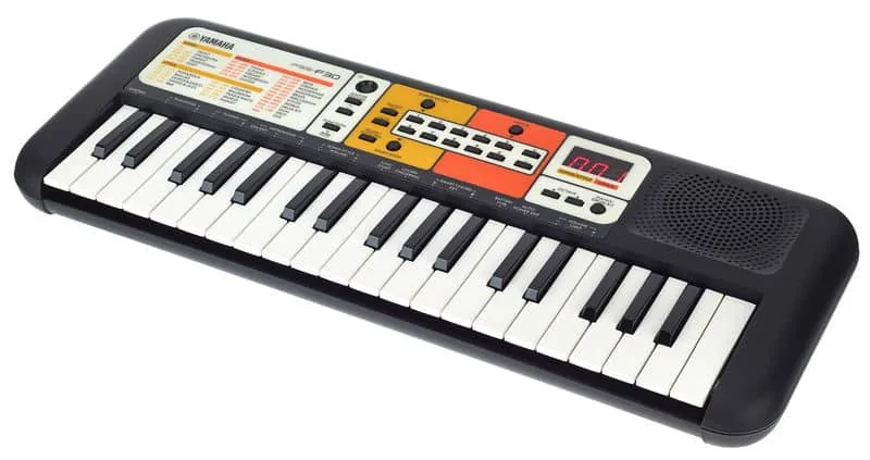 Yamaha PSS-F30 kompaktne 37 klahviga laste süntesaator, must